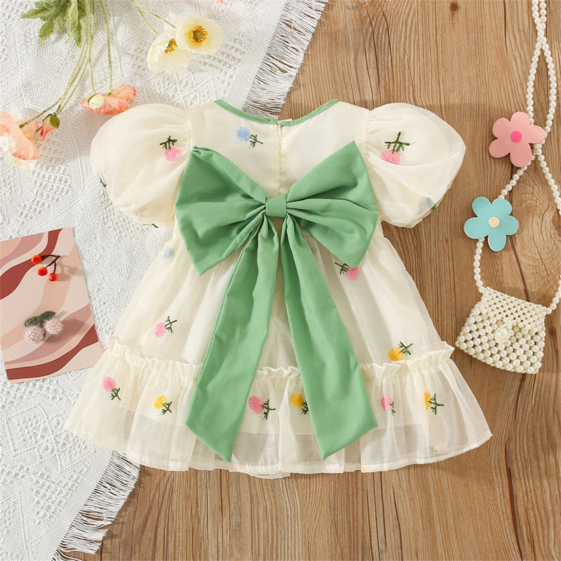 Vestido Infantil Bordado Florzinha e Laço